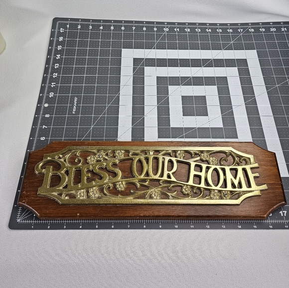 Vtg BLESS OUR HOME Wall Plaque - Picture 7 of 15